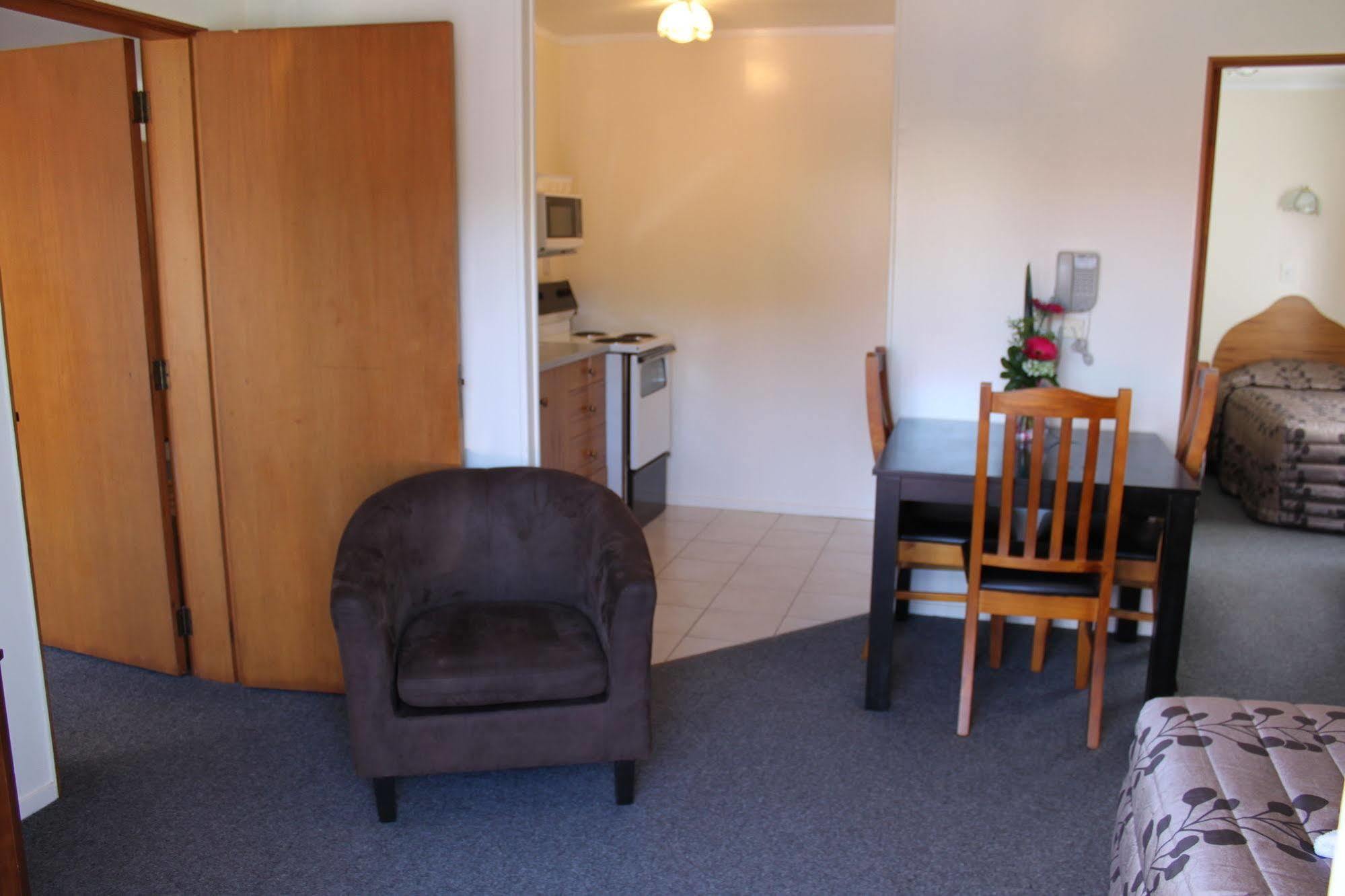 Cherry Court Motor Lodge Whangarei Exterior foto